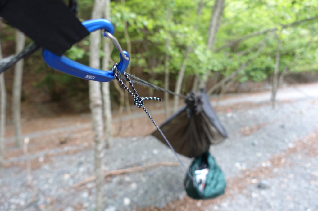 ENO Underbelly Gearsling 荷物用ハンモック ギアスリング 焚き火と自転車